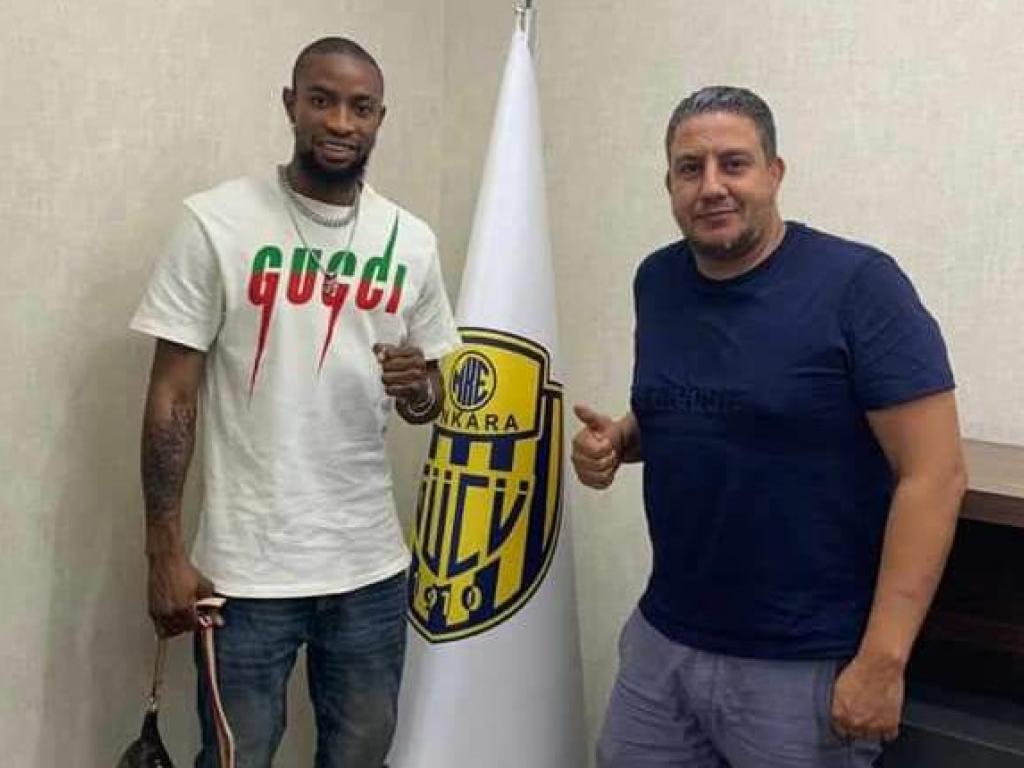 Bolingi prêté en Turque 