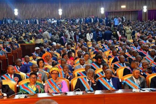 RDC: les parlementaires travaillent pour leurs intérêts personnels, selon un sondage BERCI/GEC