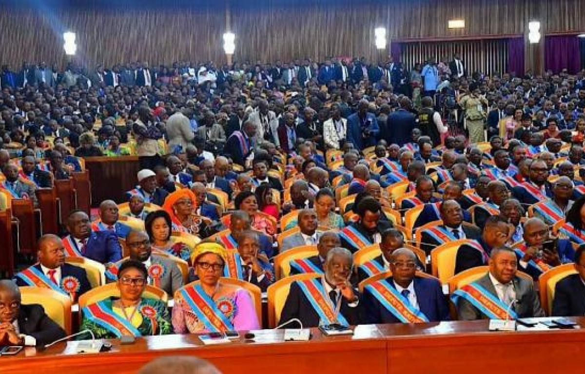 RDC: les parlementaires travaillent pour leurs intérêts personnels, selon un sondage BERCI/GEC