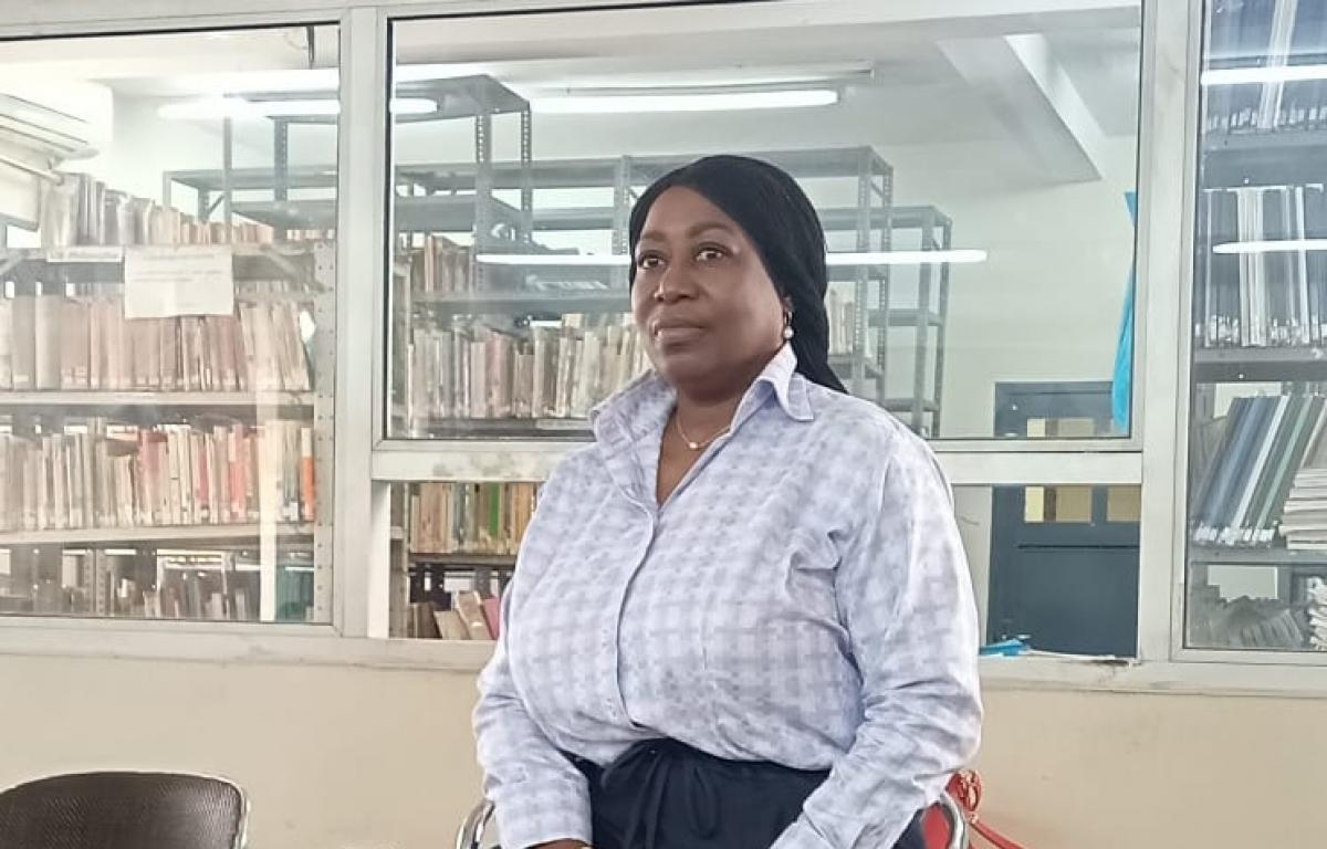 Chantal Kanyimbo lors de la présentation officielle de son livre intitulé : « Mémoires : les plus belles années de ma vie », samedi 2 juillet 2022, dans la bibliothèque de l'Institut facultaire des sciences de l'information et de la communication (IFASIC) à Kinshasa. Photo Michée Lutete 