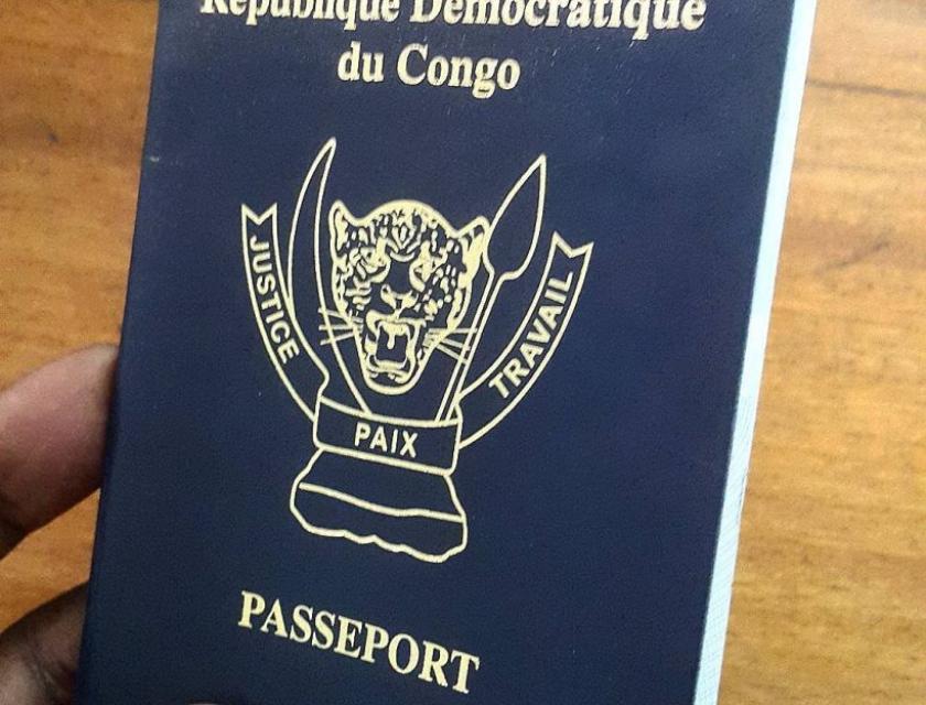 photo illustrative du passeport congolais