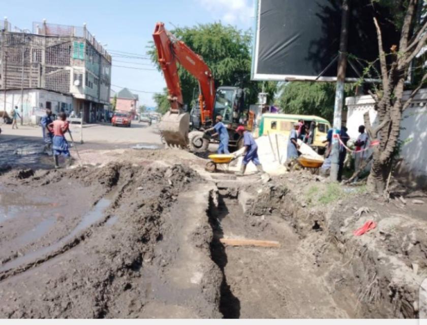  Photo d'illustration, avenue Bangala en réhabilitation, Référence Plus