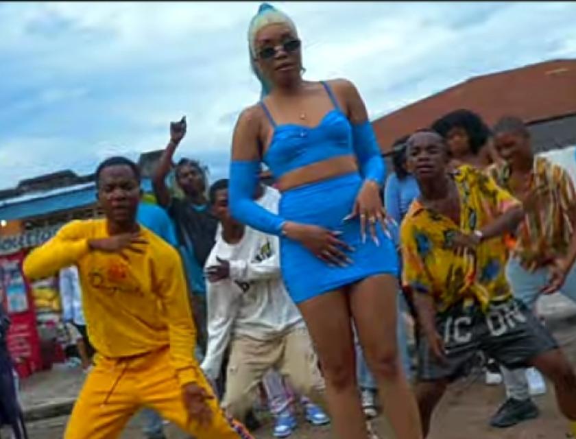Vany Morgane, chanteuse congolaise. Capture d'écran clip Makambo 