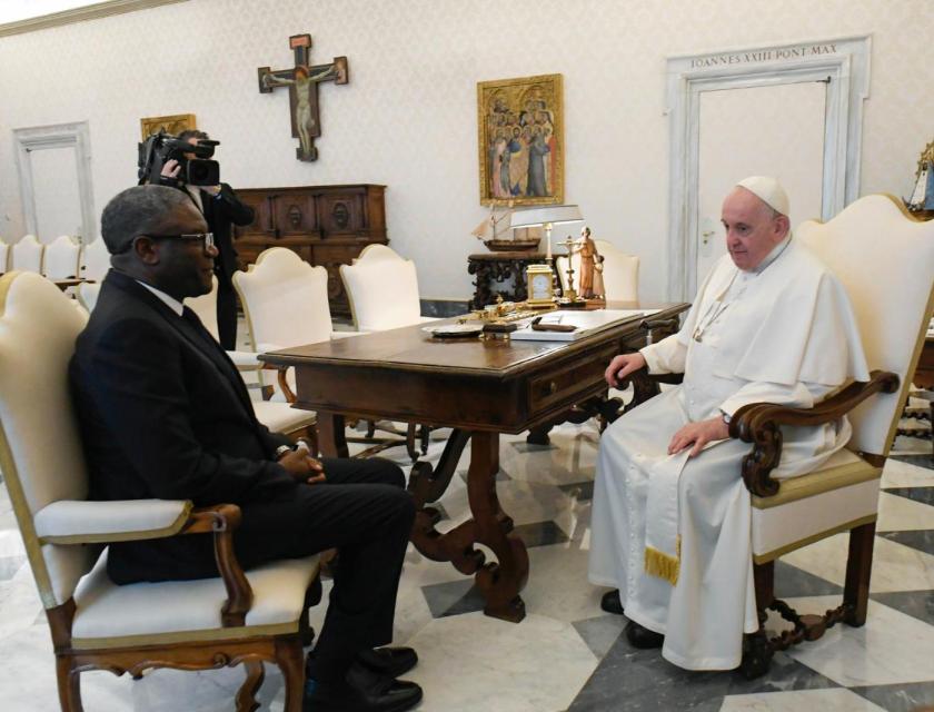Le Docteur dénis Mukwege reçu vendredi 9 décembre par le Pape François au Vatican. 