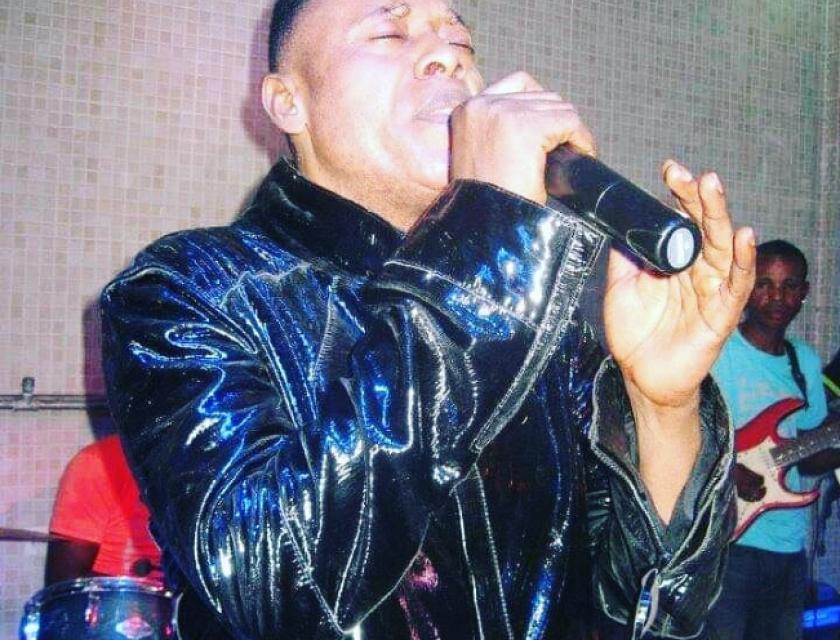 King Kester Emeneya, chanteur congolais. Photo Instagram