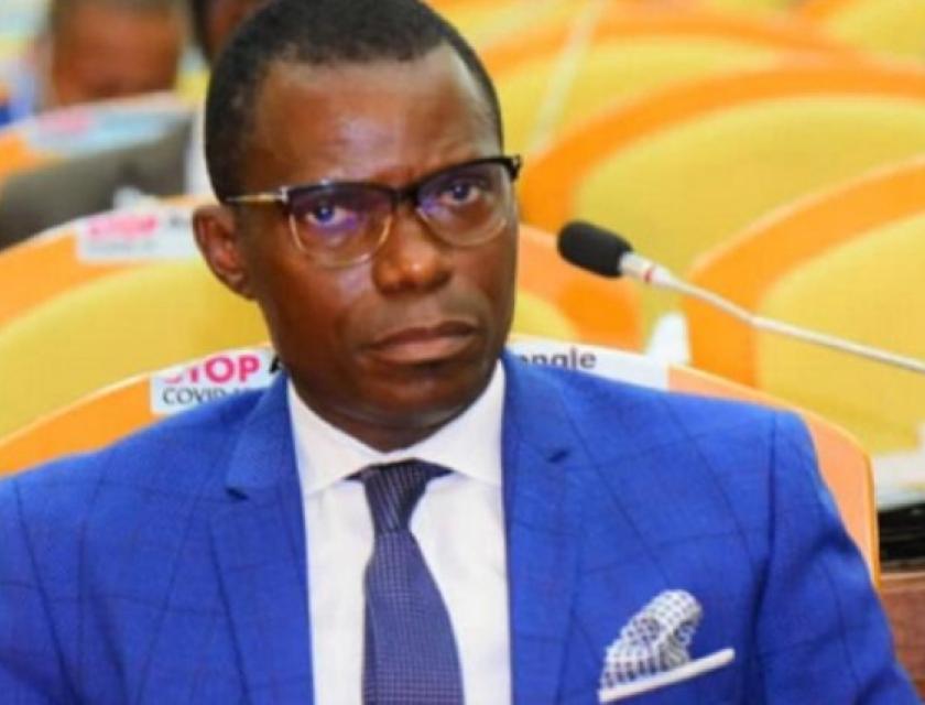 Eliezer Ntambwe, député national. 