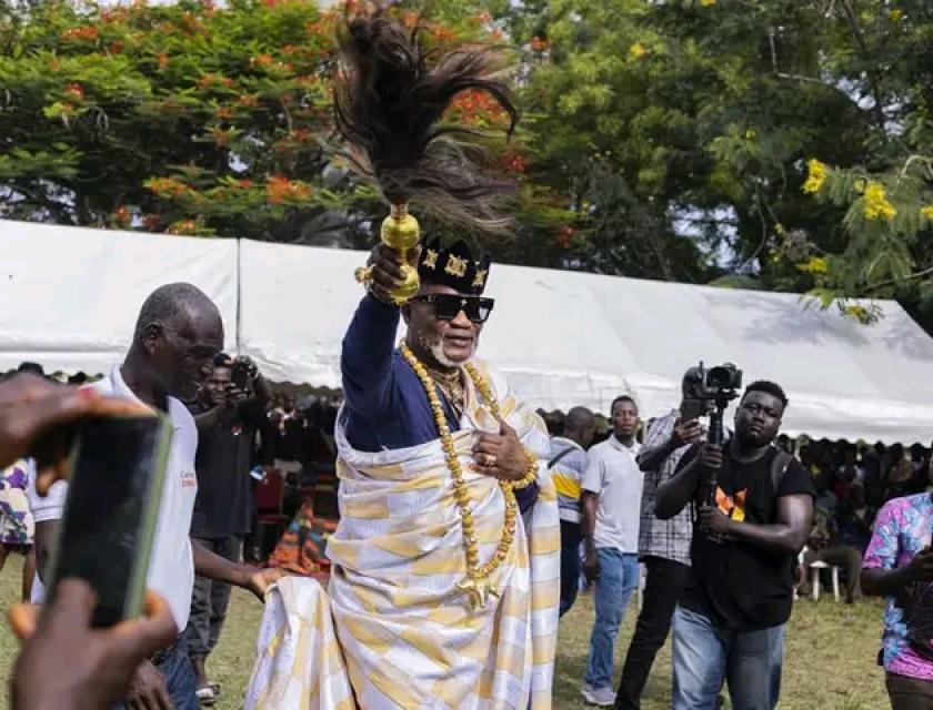 Koffi Olomide intronisé en côte d'ivoire 