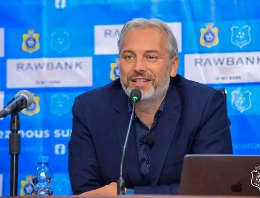 Le sélectionneur de la RDC, Sébastien Desabre, Ph. Point de presse FECOFA. 