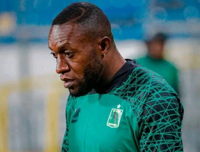 Lema Mabidi sous le maillot du désormais de son ancien Club, l'association Sportive Vita club. 
