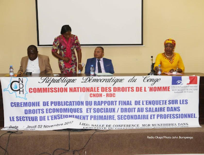 Cérémonie de publication d’un rapport sur le droit au salaire dans le secteur de l’enseignement primaire secondaire et professionnel par la Commission nationale des droits de l’homme(CNDH) à Kinshasa, le 02/11/2017. Radio Okapi/Ph. John Bompengo