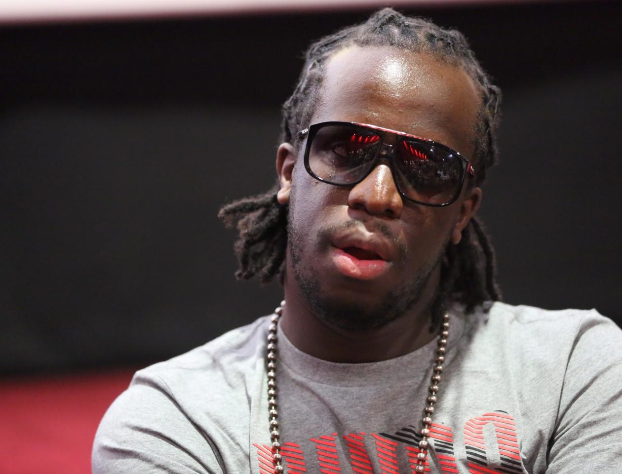 Youssoupha en lunette