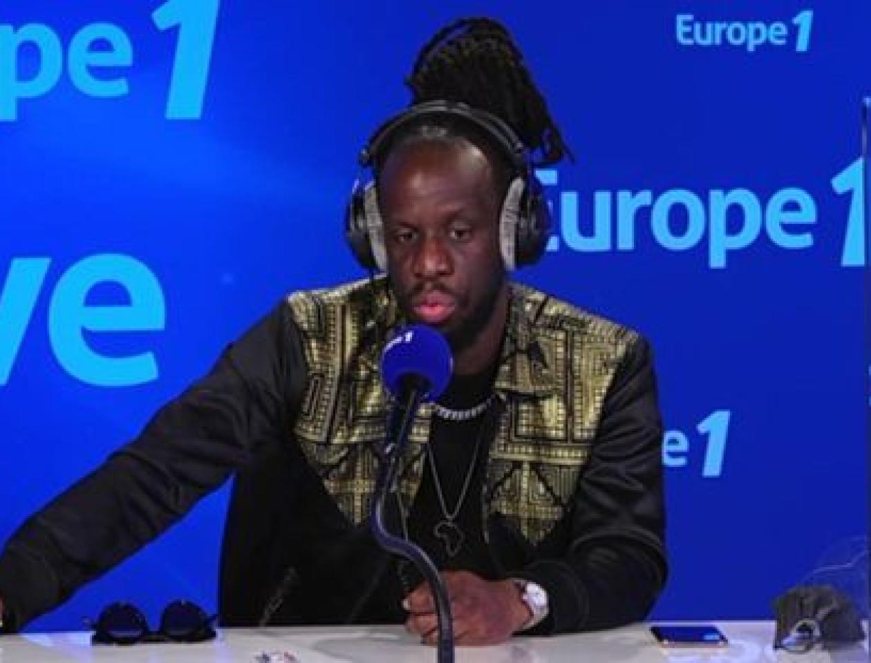 Youssoupha sur le plateau d'Europe 1