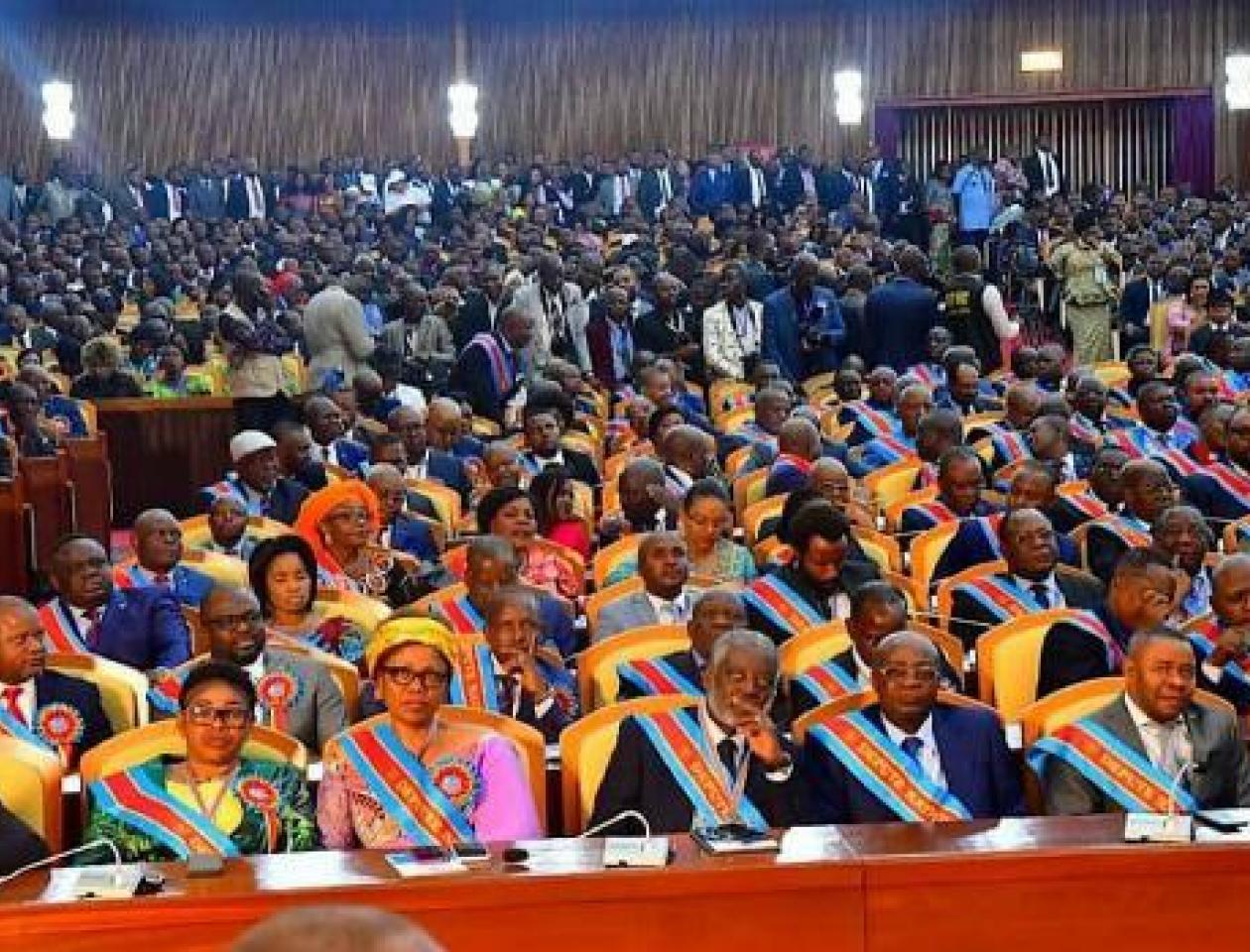 RDC: les parlementaires travaillent pour leurs intérêts personnels, selon un sondage BERCI/GEC