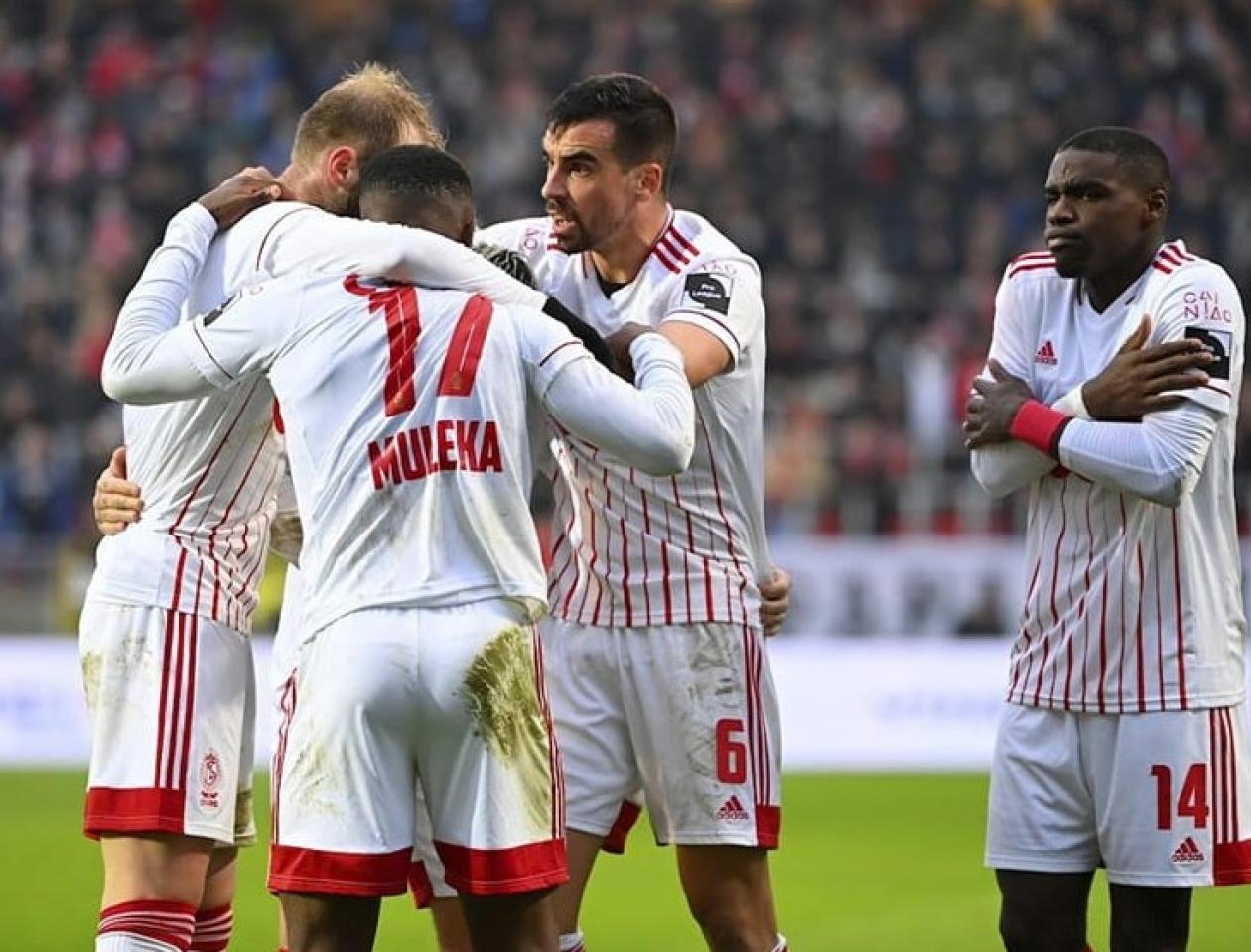 Football : le Standard gagne grâce à Muleka 