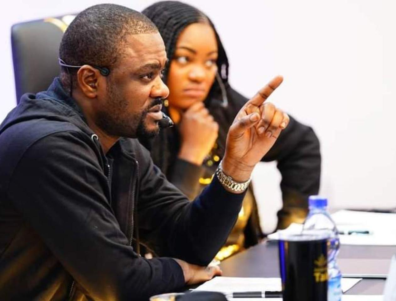     Maajabu gospel annonce la démission de Mike Kalambay