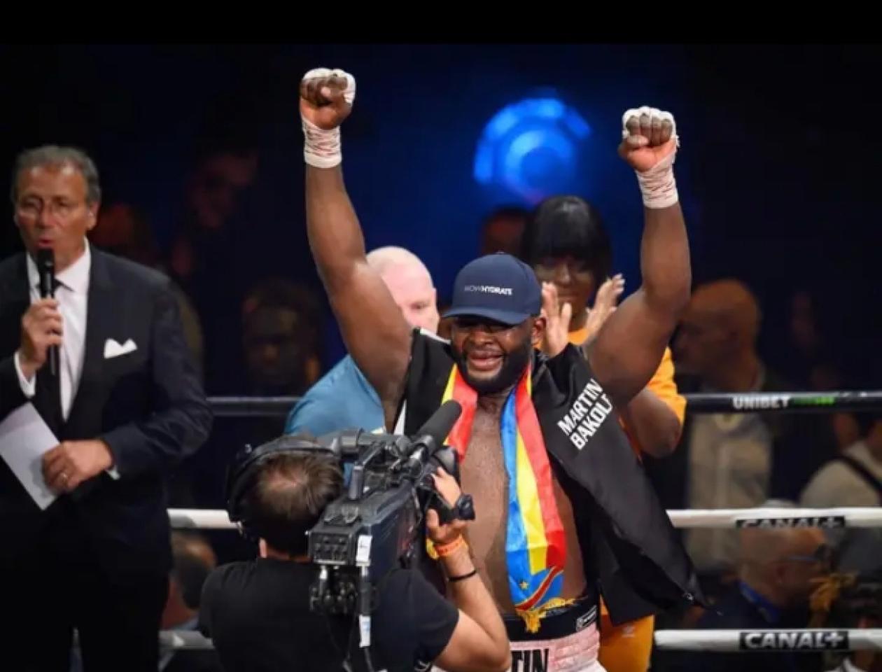 Martin Bakole lors de sa victoire face à Tony Yoka à Accor Arena de Paris