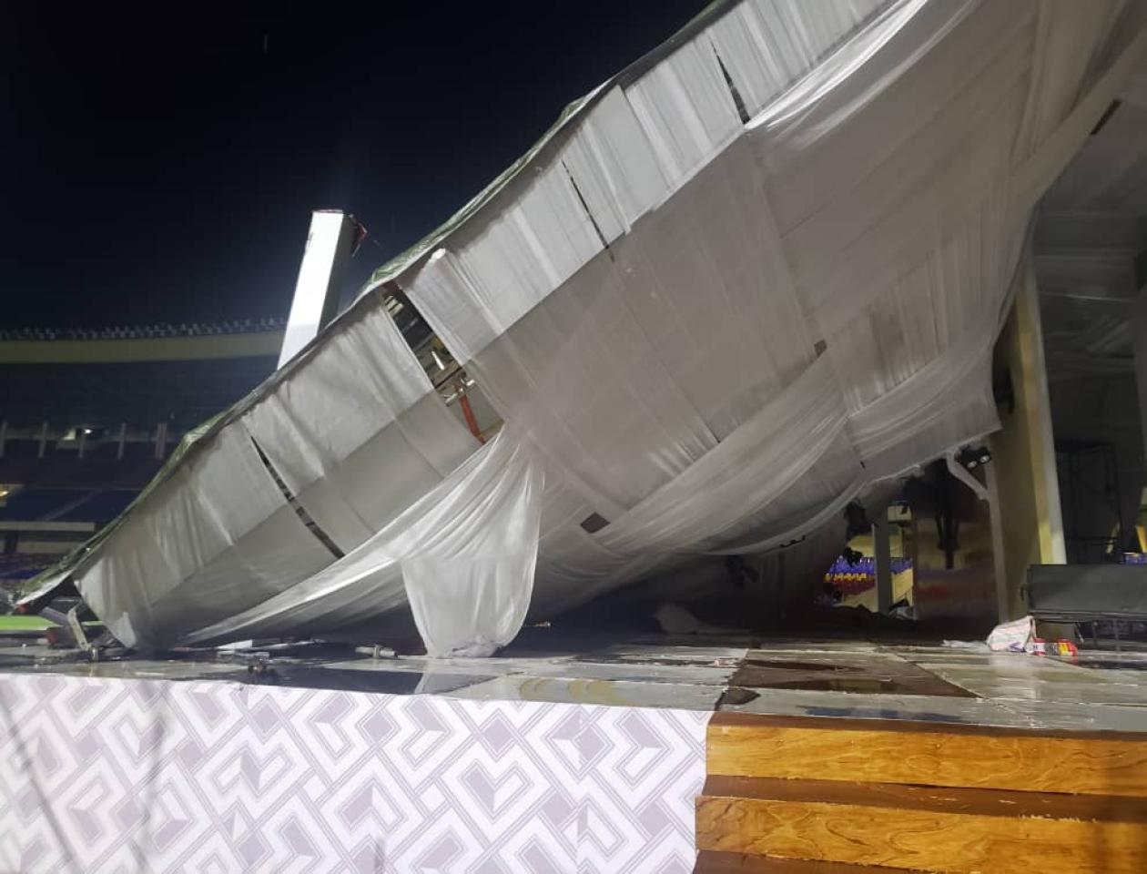 Effondrement du podium 