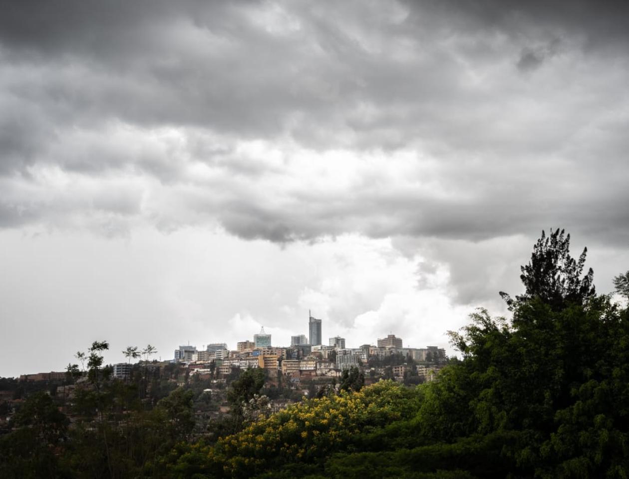 Une vue générale de Kigali, Rwanda, le 7 avril 2022. (Photo de Simon WOHLFAHRT / AFP)
