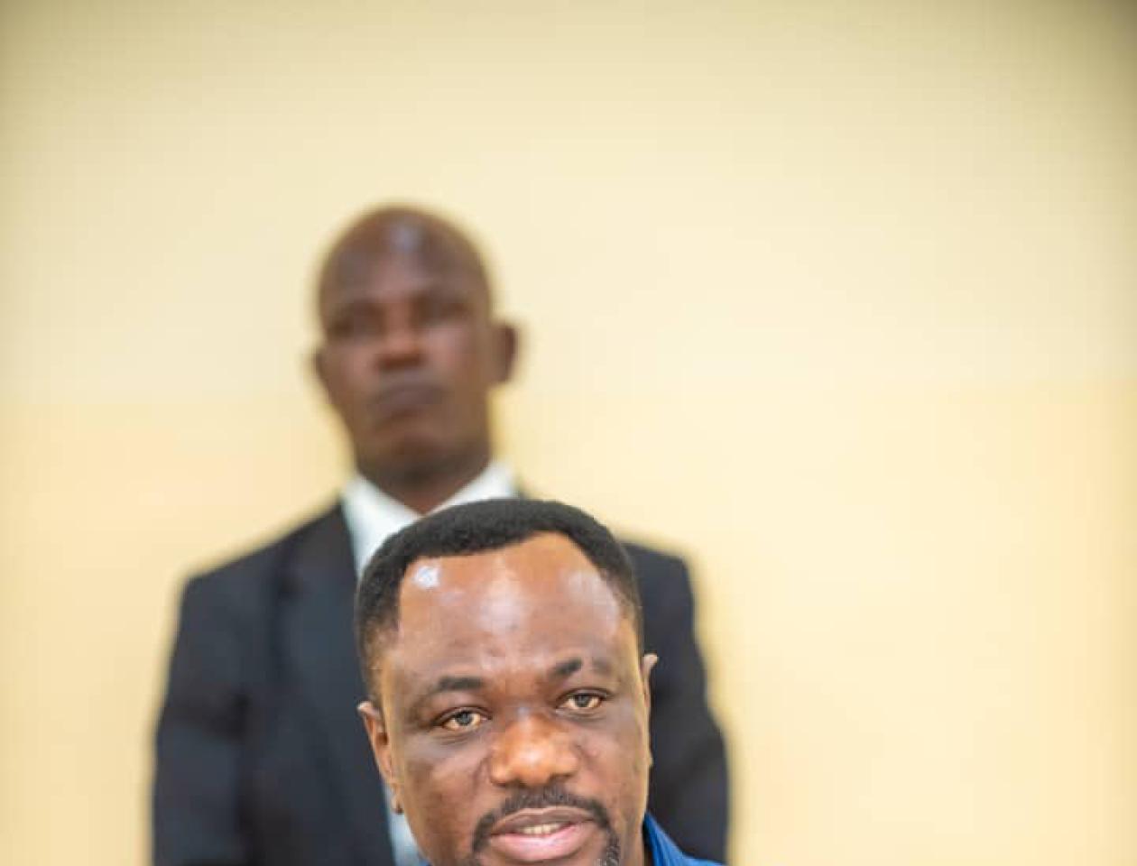 Kinshasa, Centre Nganda de kintambo , Tony MWABA, ministre de l'Enseignement primaire, secondaire et Technique a l'ouverture de l'atelier sur l'éducation à la paix, le développement et le vivre ensemble,25 avril 2023.