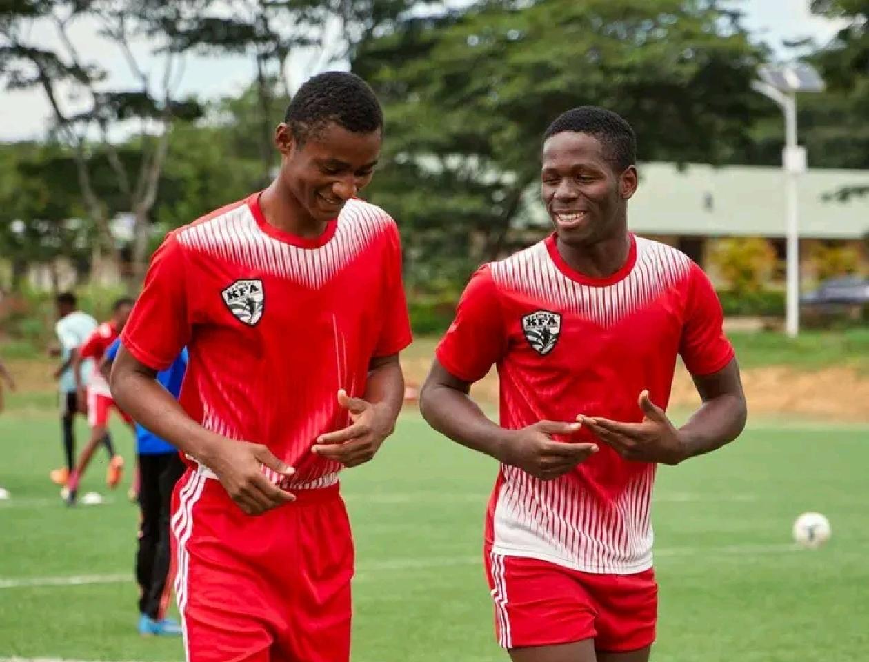 Les académiciens de la KFA en plein préparation. 
