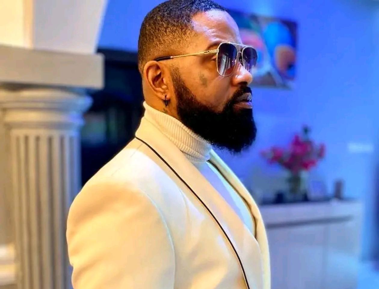 L'artiste musicien Ferre Gola 